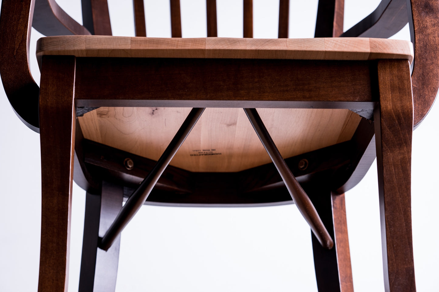 [In-store stock] Monarch dining table