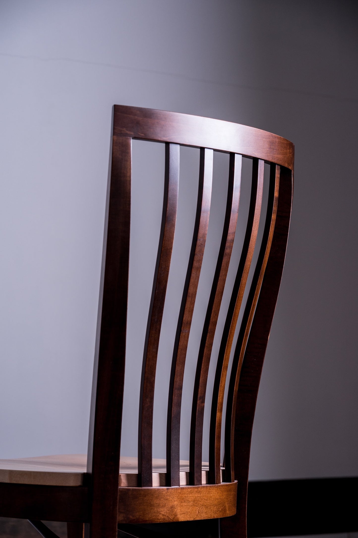 [In-store stock] Monarch dining table