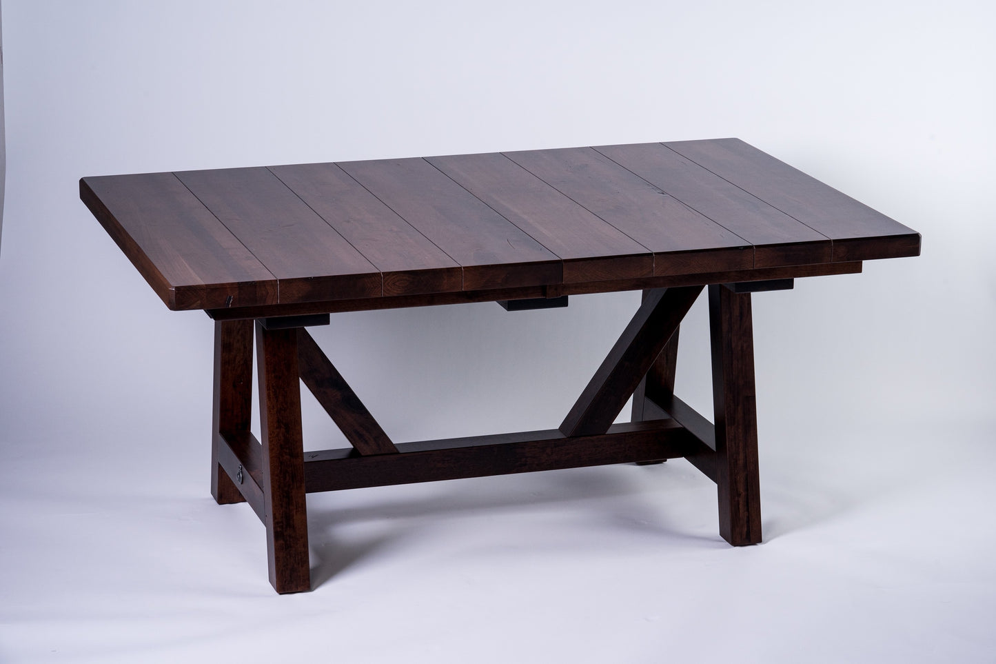 [In-store stock] Farmstead RC Dining Table Set